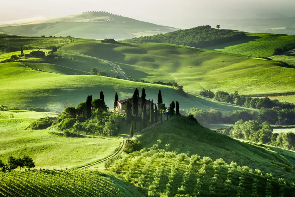 Explore Val d’Orcia: Tuscany’s Scenic and Cultural Treasure
